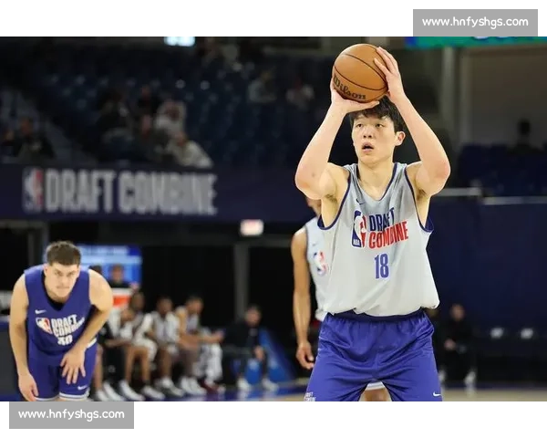 杨瀚森试训收官锁定 NBA 首轮 开拓者 16 顺位摘下中国新星 杨瀚森试训收官锁定 NBA 首轮 开拓者 16 顺位摘下中国新星