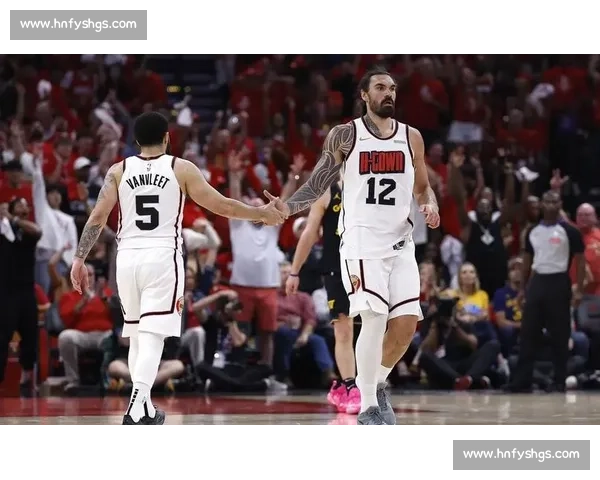 续约范乔丹与亚当斯后，火箭如何用 1500 万空间补强争冠？