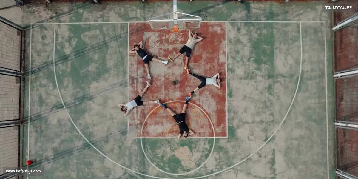 <strong>milan米兰</strong>在赛场上，你只管全力以赴，光芒自会闪耀全场！⚽